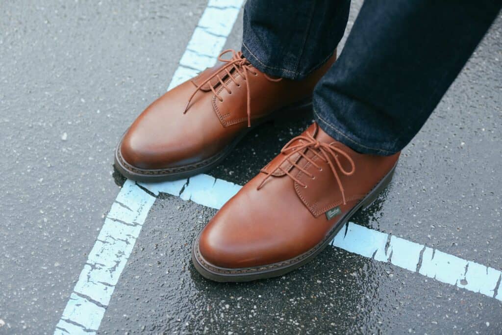 Chaussures en cuir grande taille